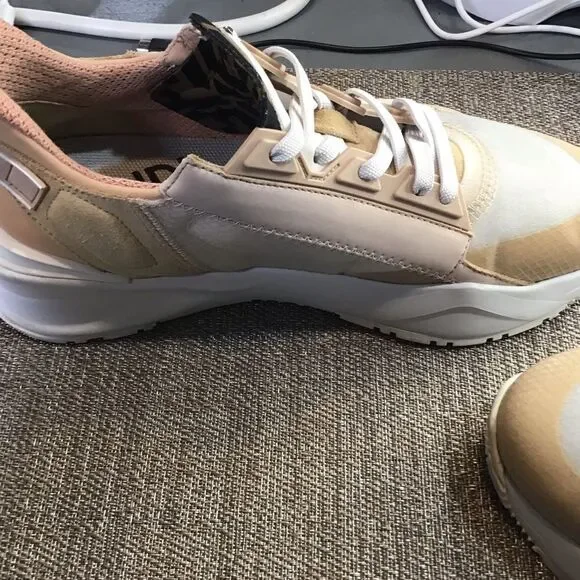 Fendi Flow Sneakers Size 38/9